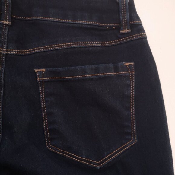 d. Jeans Ladies Dark Wash Size 6 Slim Leg Denim Jeans - Picture 8 of 11